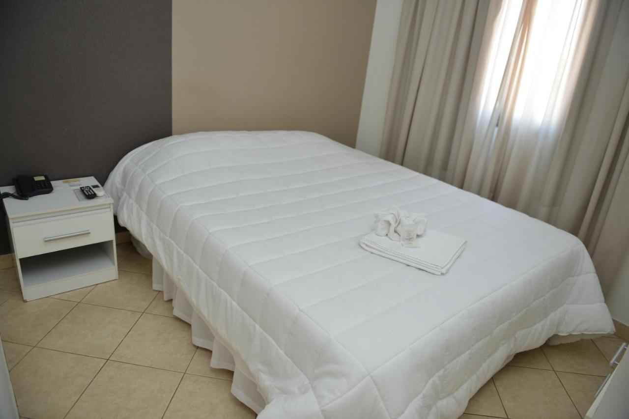 Hotel Poeta Flat Itajubá Eksteriør bilde